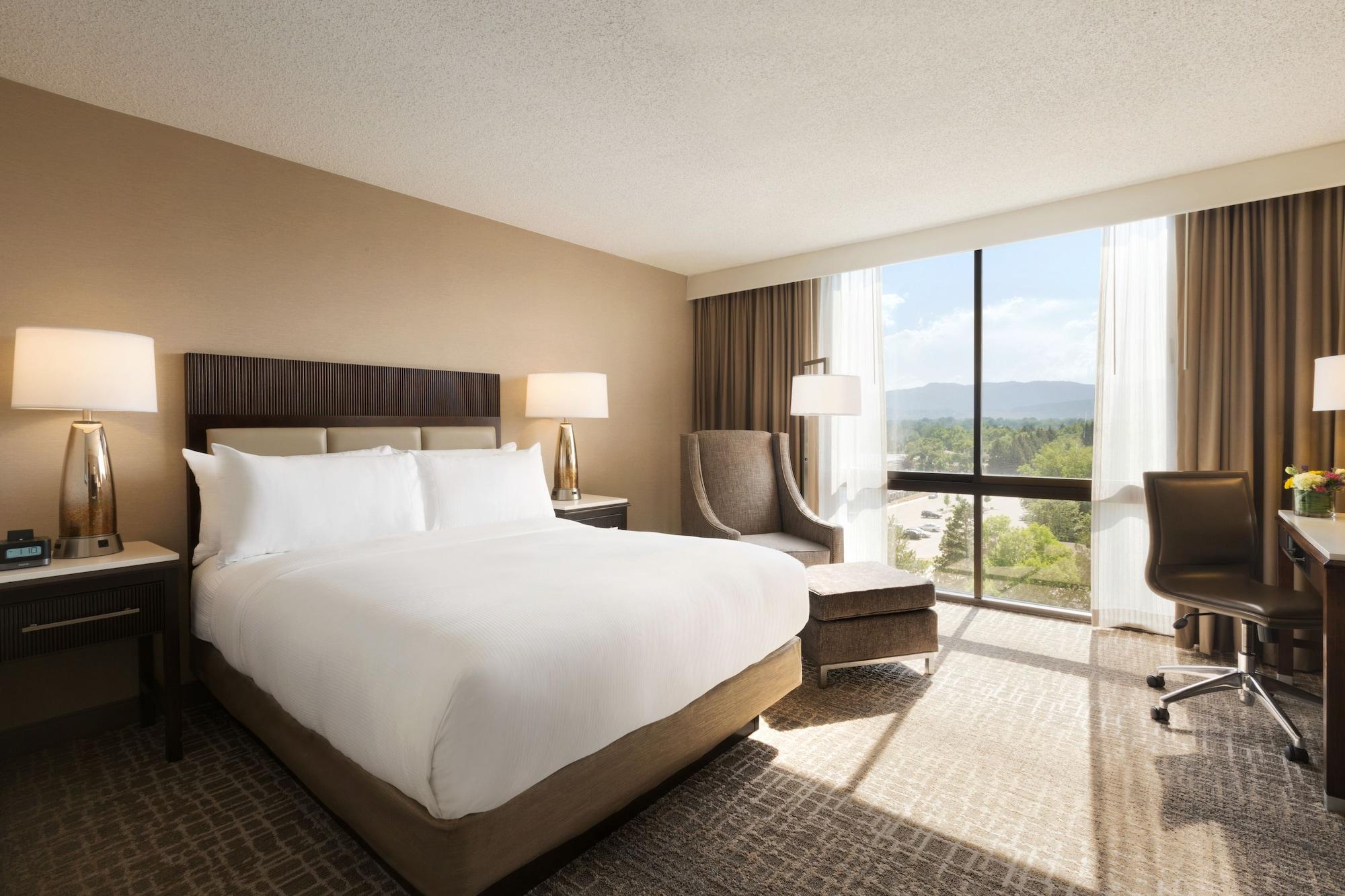 Hilton Fort Collins Exterior foto