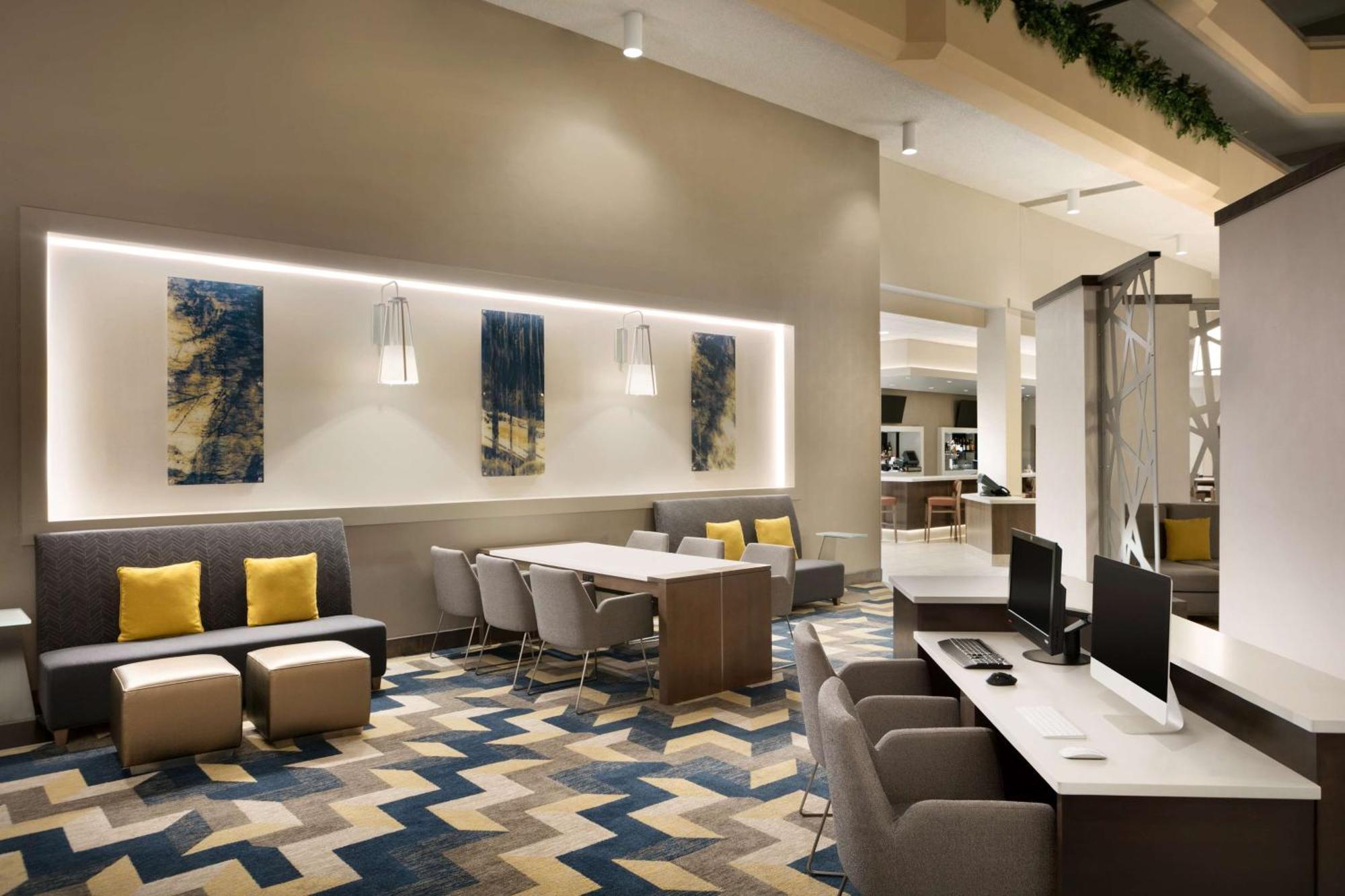 Hilton Fort Collins Exterior foto